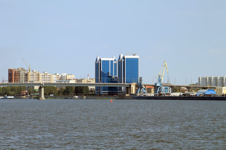Астрахань. Новый мост через Волгу.